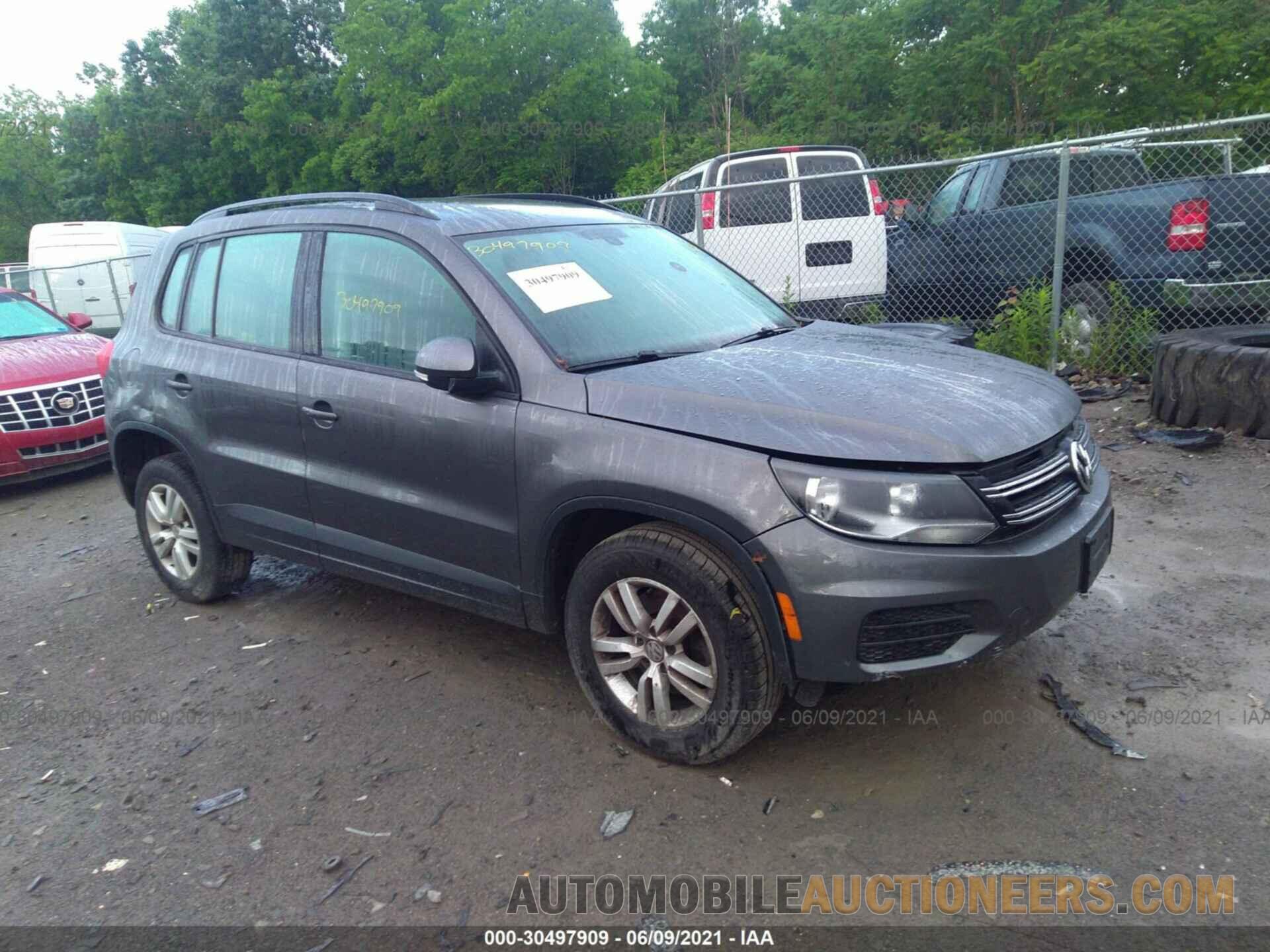 WVGBV7AX7GW611922 VOLKSWAGEN TIGUAN 2016