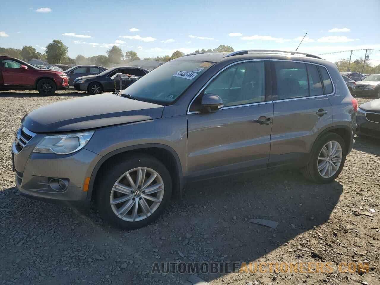 WVGBV7AX8BW564327 VOLKSWAGEN TIGUAN 2011