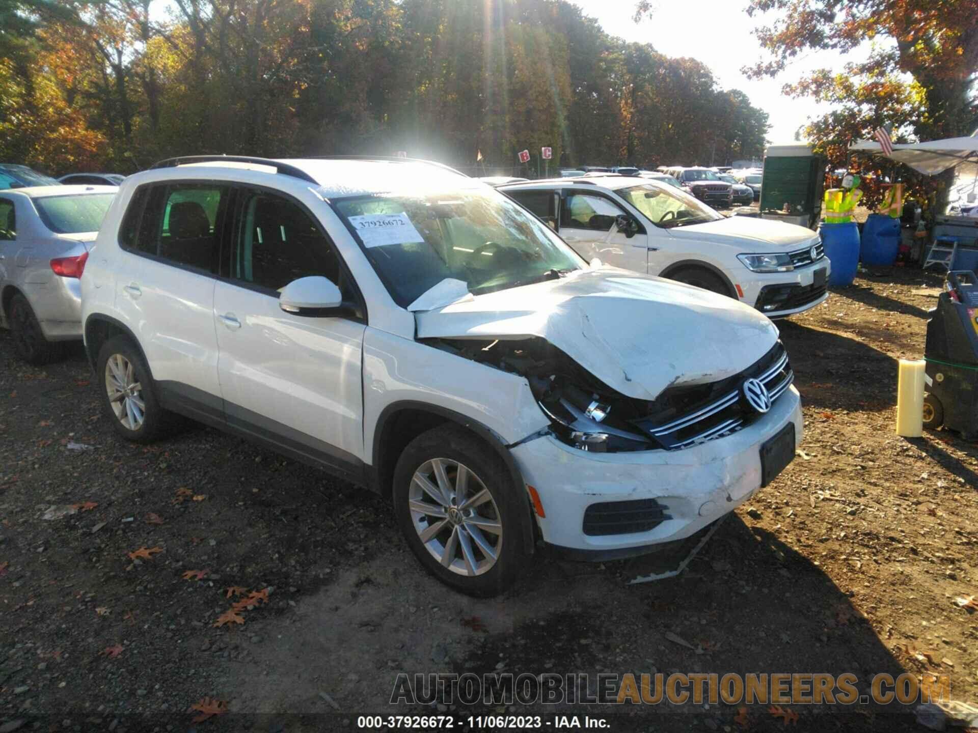 WVGBV7AX8JK005608 VOLKSWAGEN TIGUAN LIMITED 2018