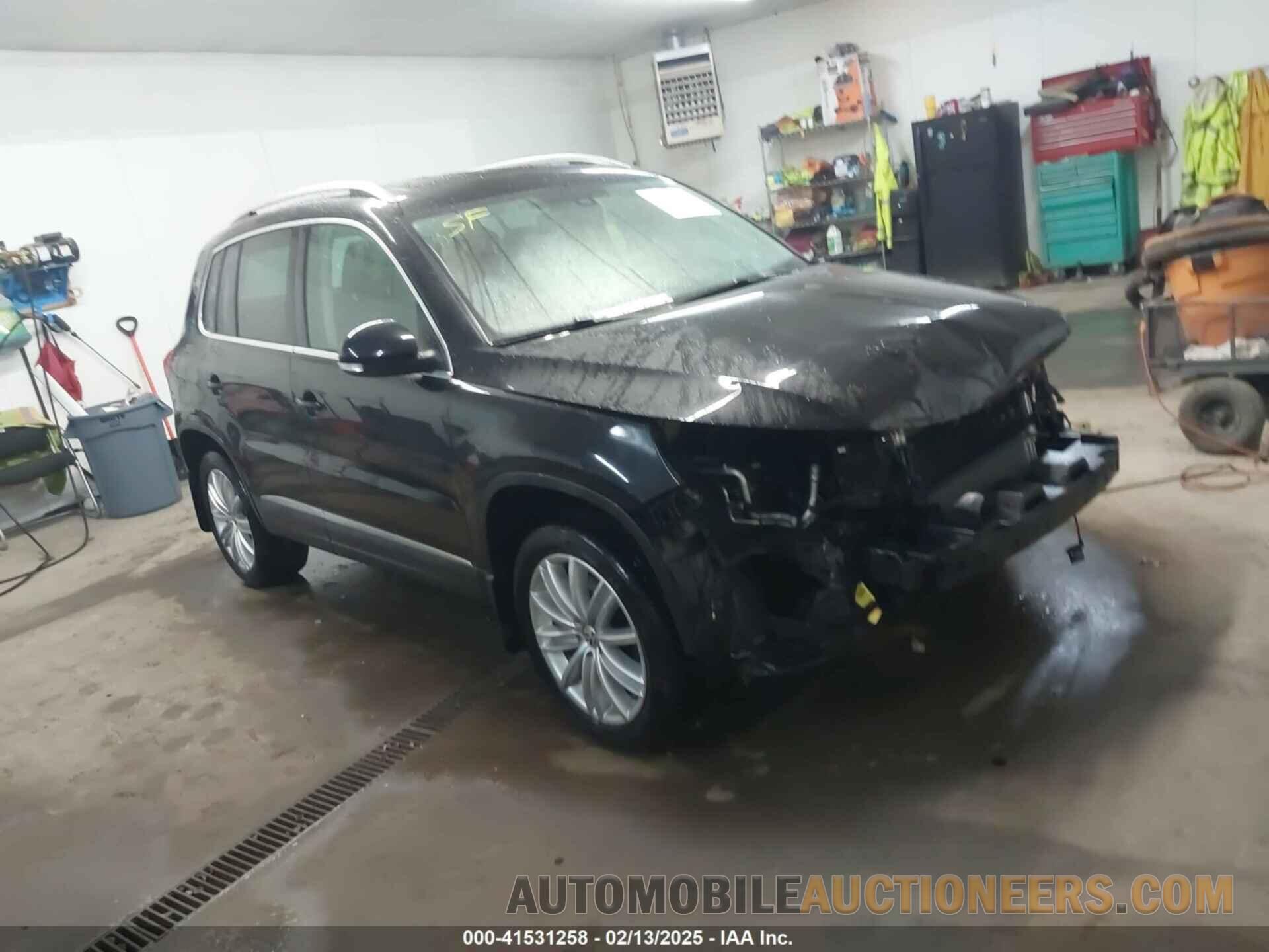 WVGBV7AX9GW569978 VOLKSWAGEN TIGUAN 2016