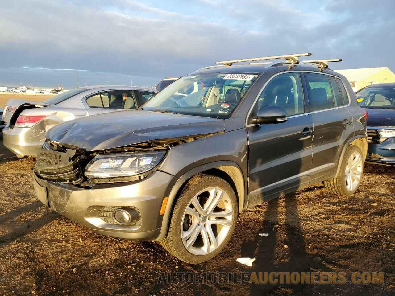 WVGBV7AX9GW609587 VOLKSWAGEN TIGUAN 2016