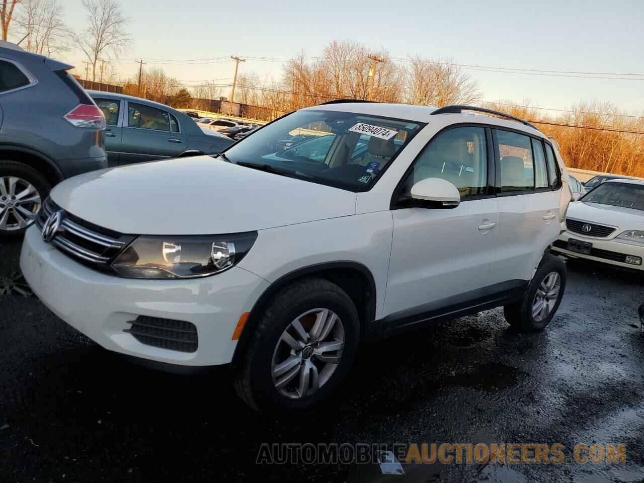 WVGBV7AXXHK019343 VOLKSWAGEN TIGUAN 2017