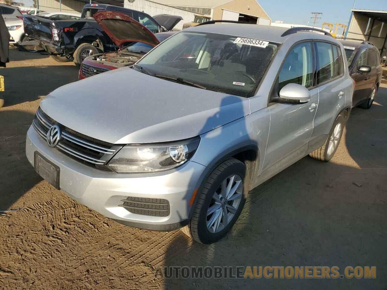 WVGBV7AXXHK050589 VOLKSWAGEN TIGUAN 2017