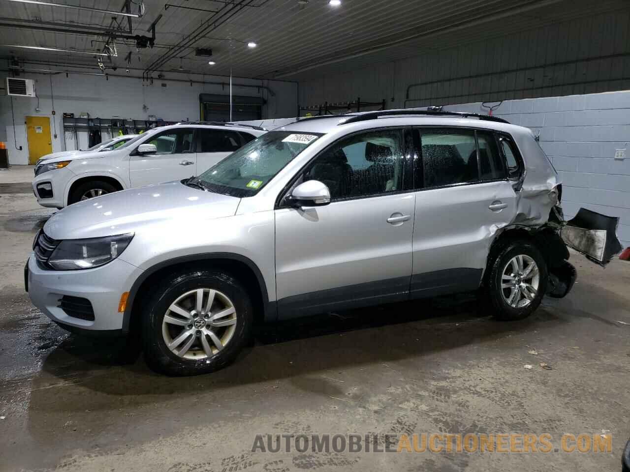 WVGBV7AXXHW512948 VOLKSWAGEN TIGUAN 2017