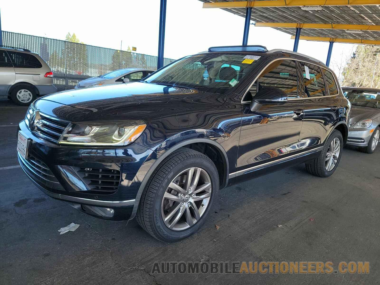 WVGEF9BP5GD010721 Volkswagen Touareg 2016