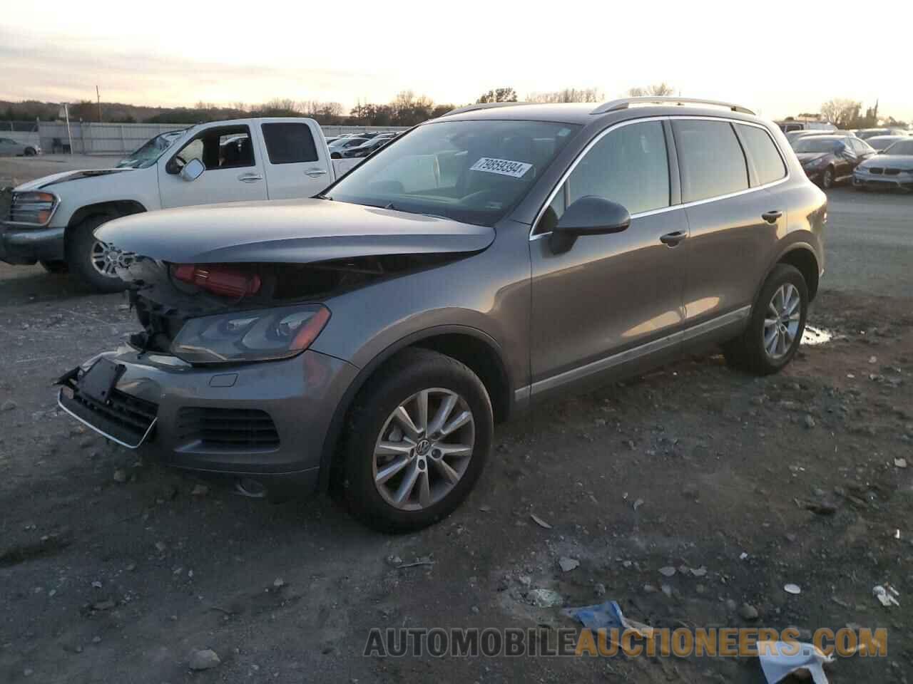 WVGEF9BP9DD008935 VOLKSWAGEN TOUAREG 2013