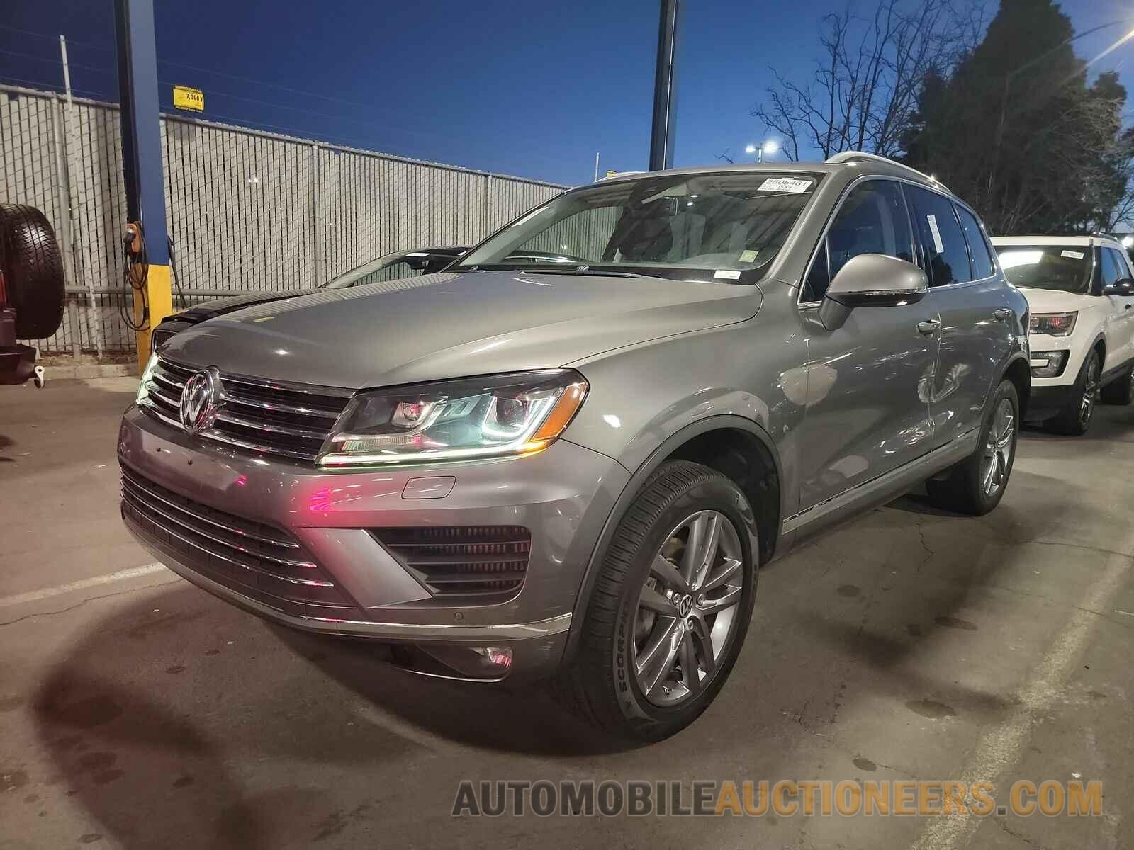 WVGEP9BP5GD004155 Volkswagen Touareg 2016