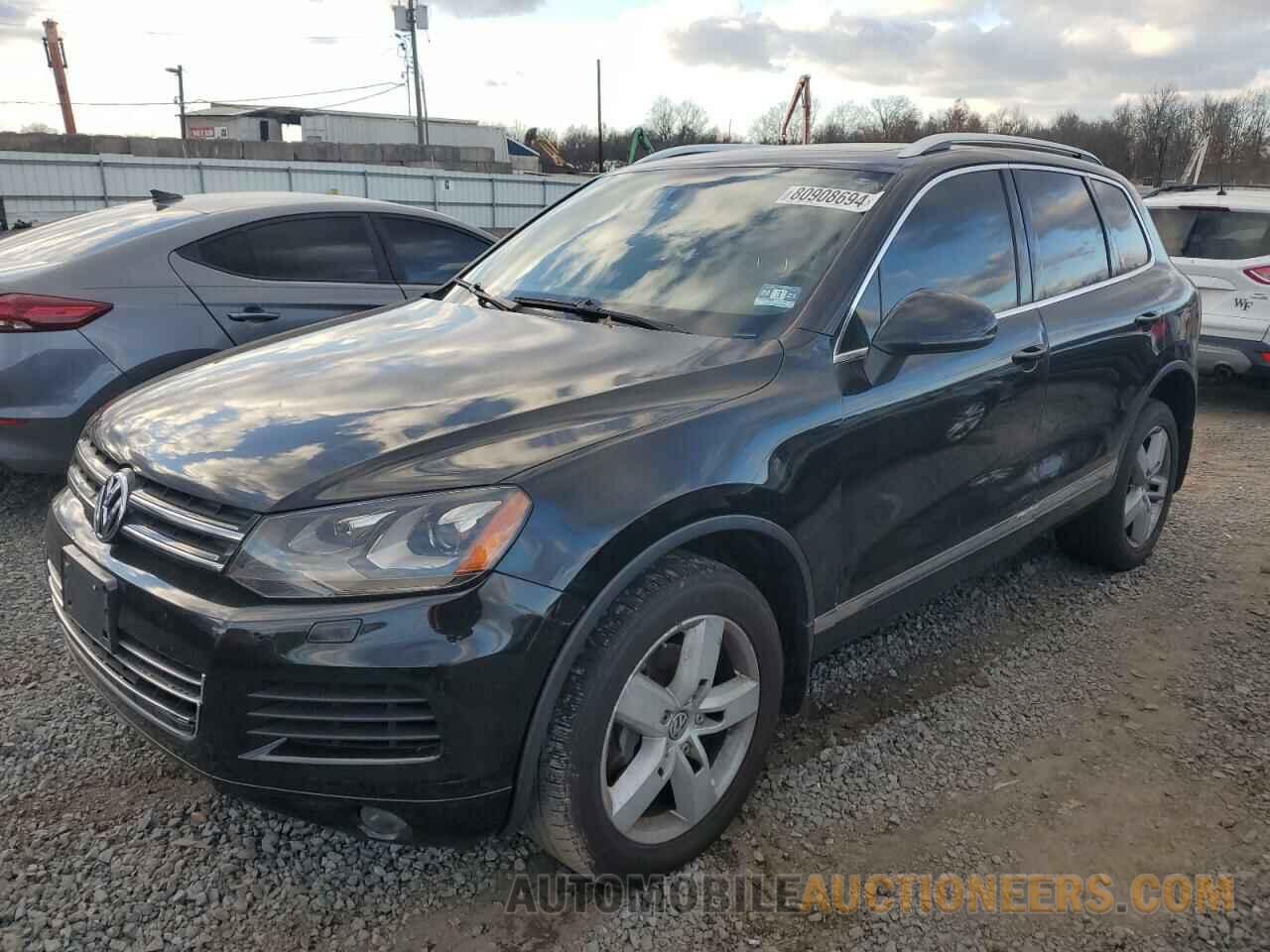 WVGFF9BP5BD006049 VOLKSWAGEN TOUAREG 2011