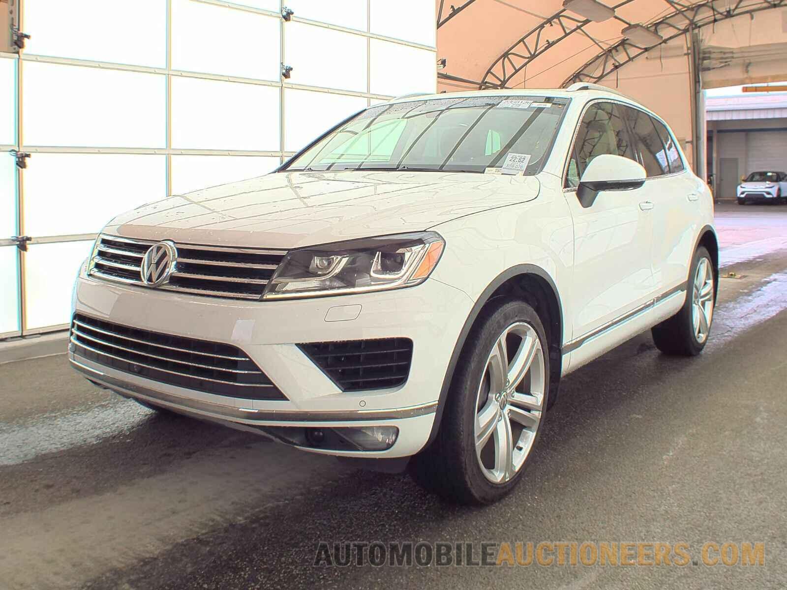 WVGGF7BP1HD006003 Volkswagen Touareg 2017