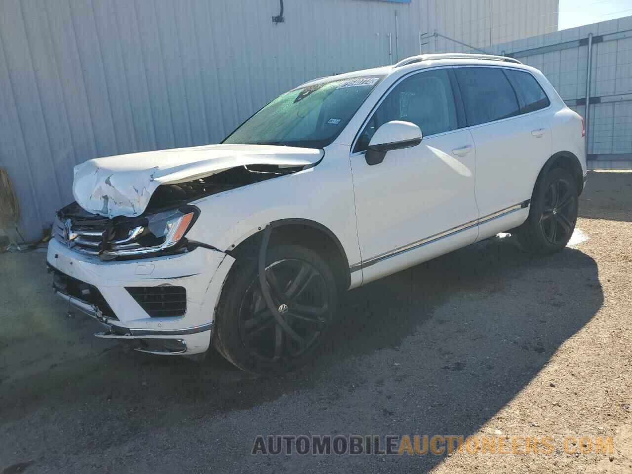 WVGGF7BP4HD005542 VOLKSWAGEN TOUAREG 2017