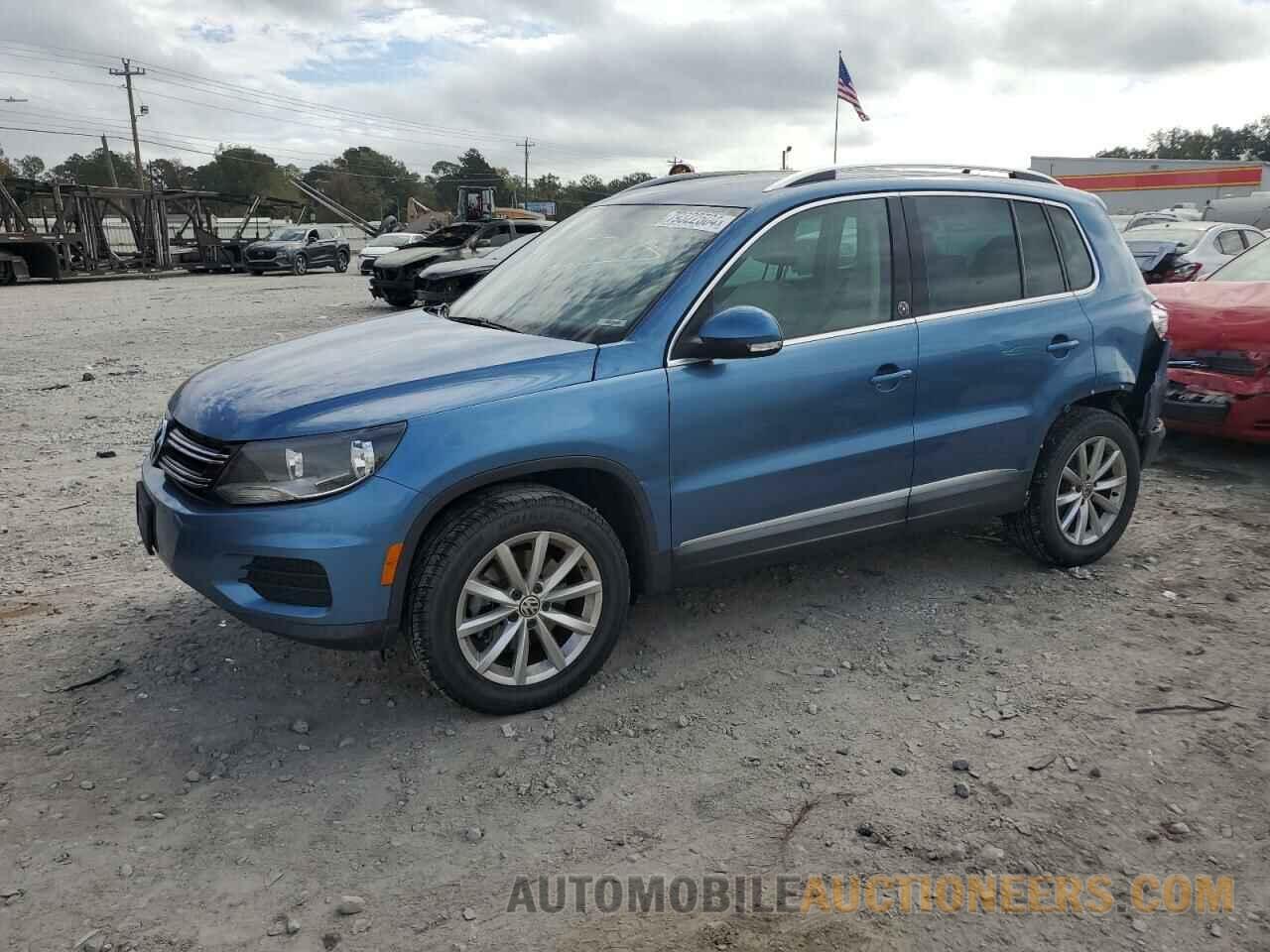 WVGRV7AX1HW506082 VOLKSWAGEN TIGUAN 2017