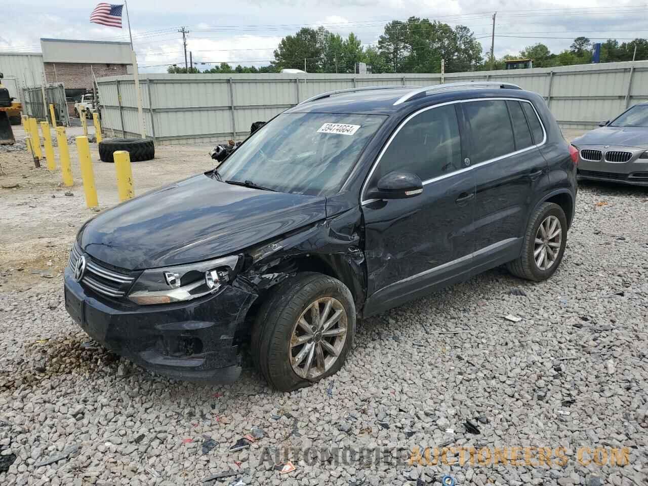 WVGRV7AX2HK003586 VOLKSWAGEN TIGUAN 2017