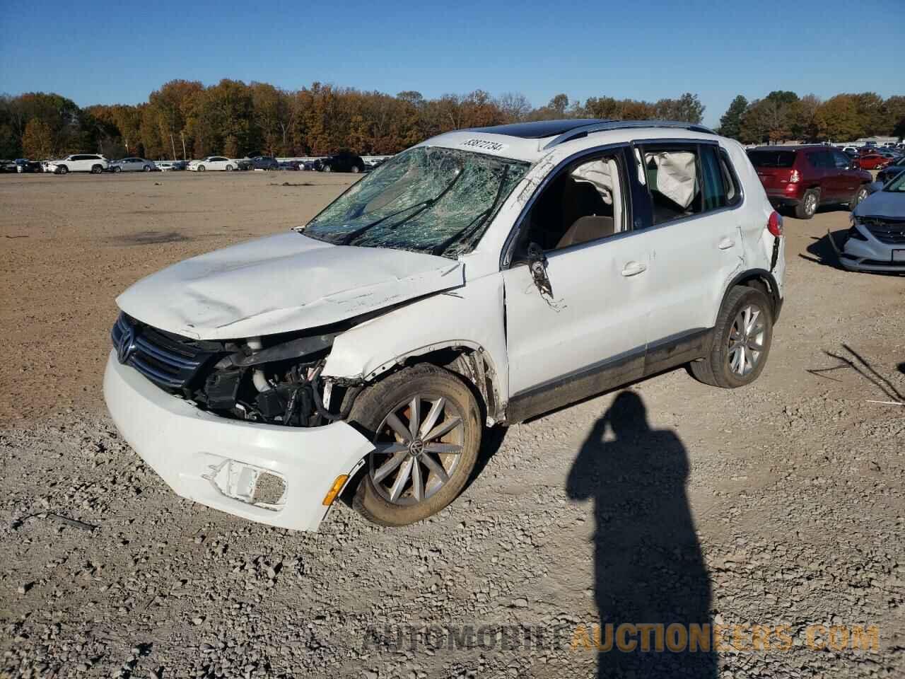 WVGRV7AX6HK022027 VOLKSWAGEN TIGUAN 2017