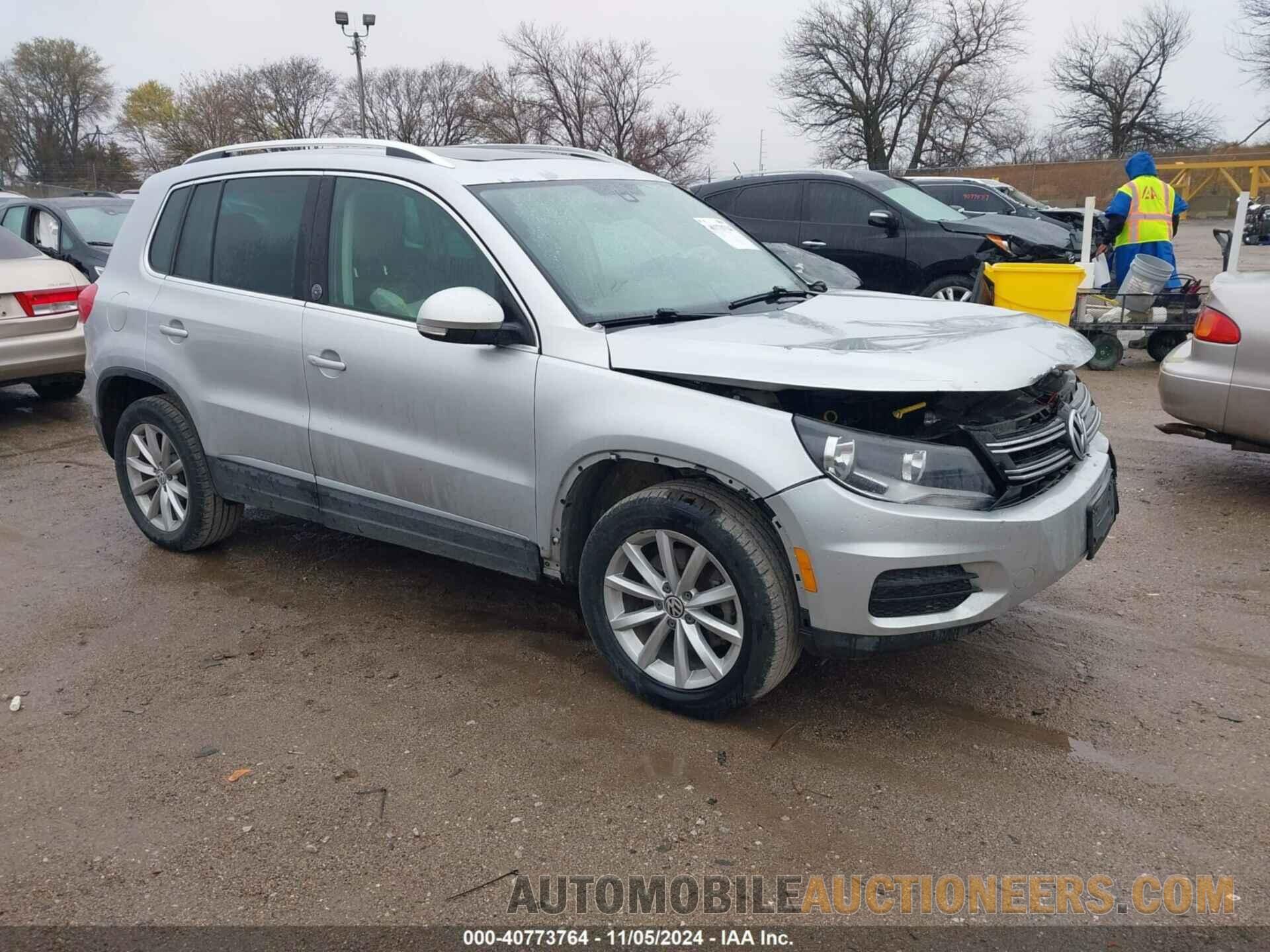 WVGRV7AX7HK016768 VOLKSWAGEN TIGUAN 2017