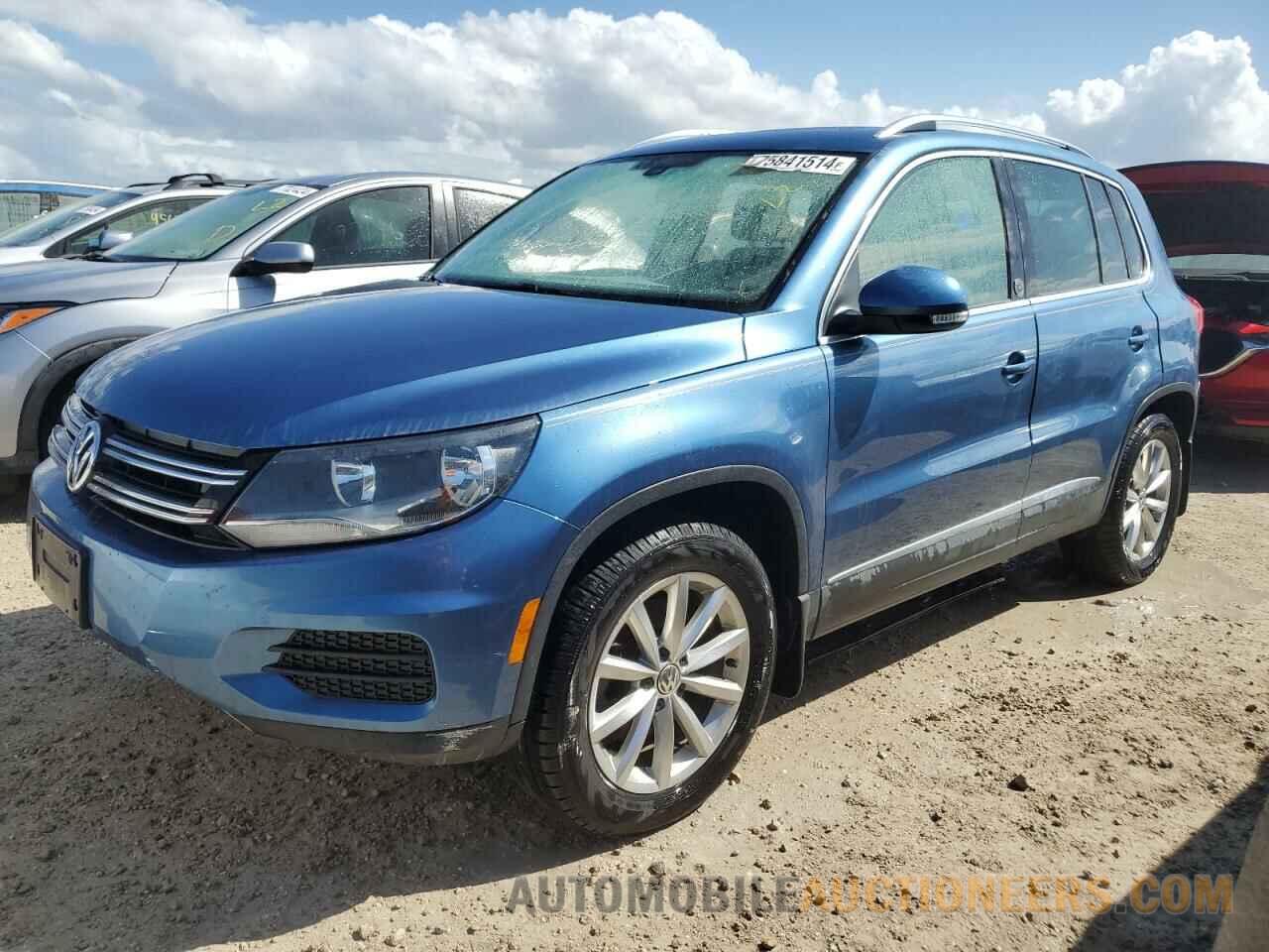 WVGSV7AX2HK004304 VOLKSWAGEN TIGUAN 2017