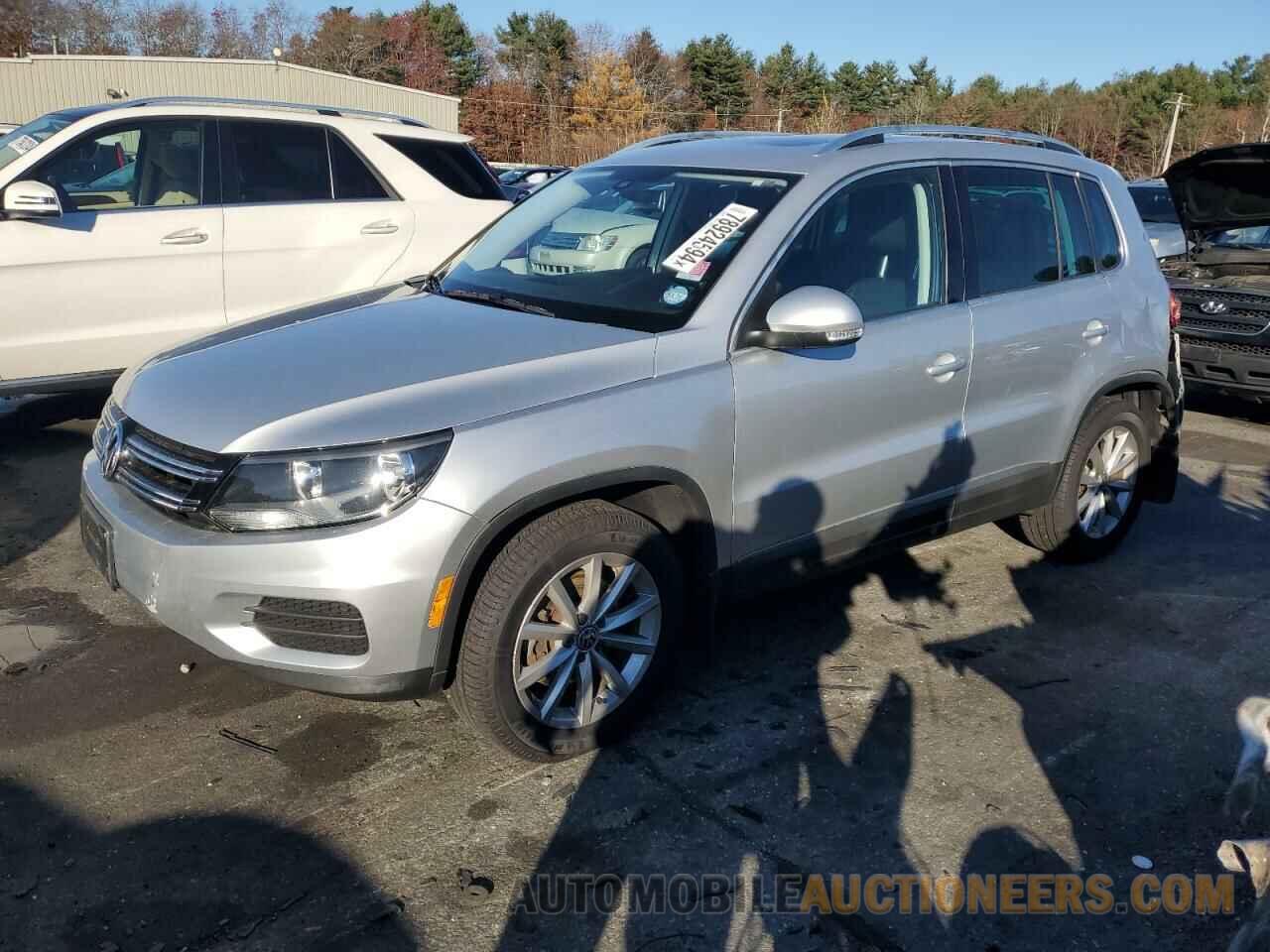 WVGSV7AX3HW500432 VOLKSWAGEN TIGUAN 2017