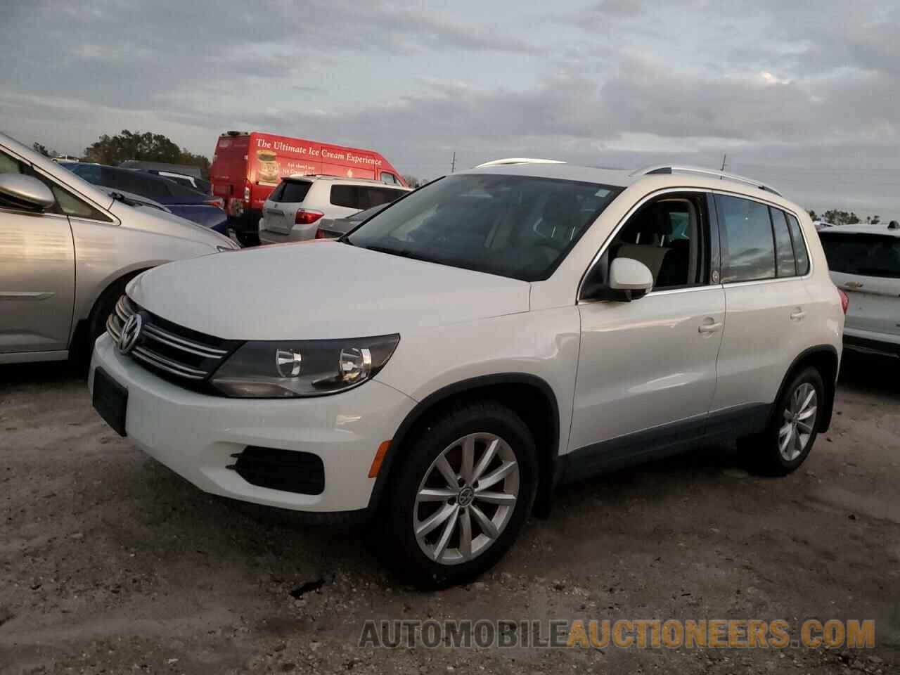 WVGSV7AX7HK019512 VOLKSWAGEN TIGUAN 2017