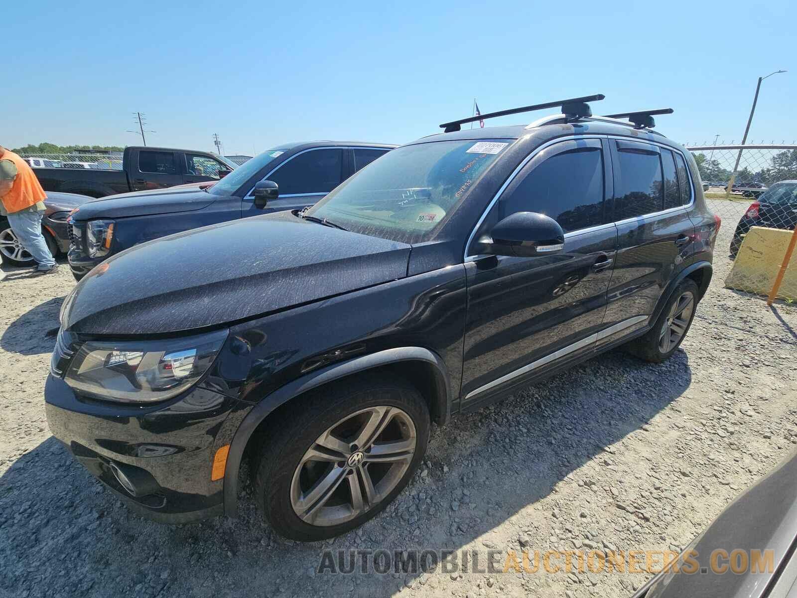 WVGUV7AX7HW504895 Volkswagen Tiguan 2017