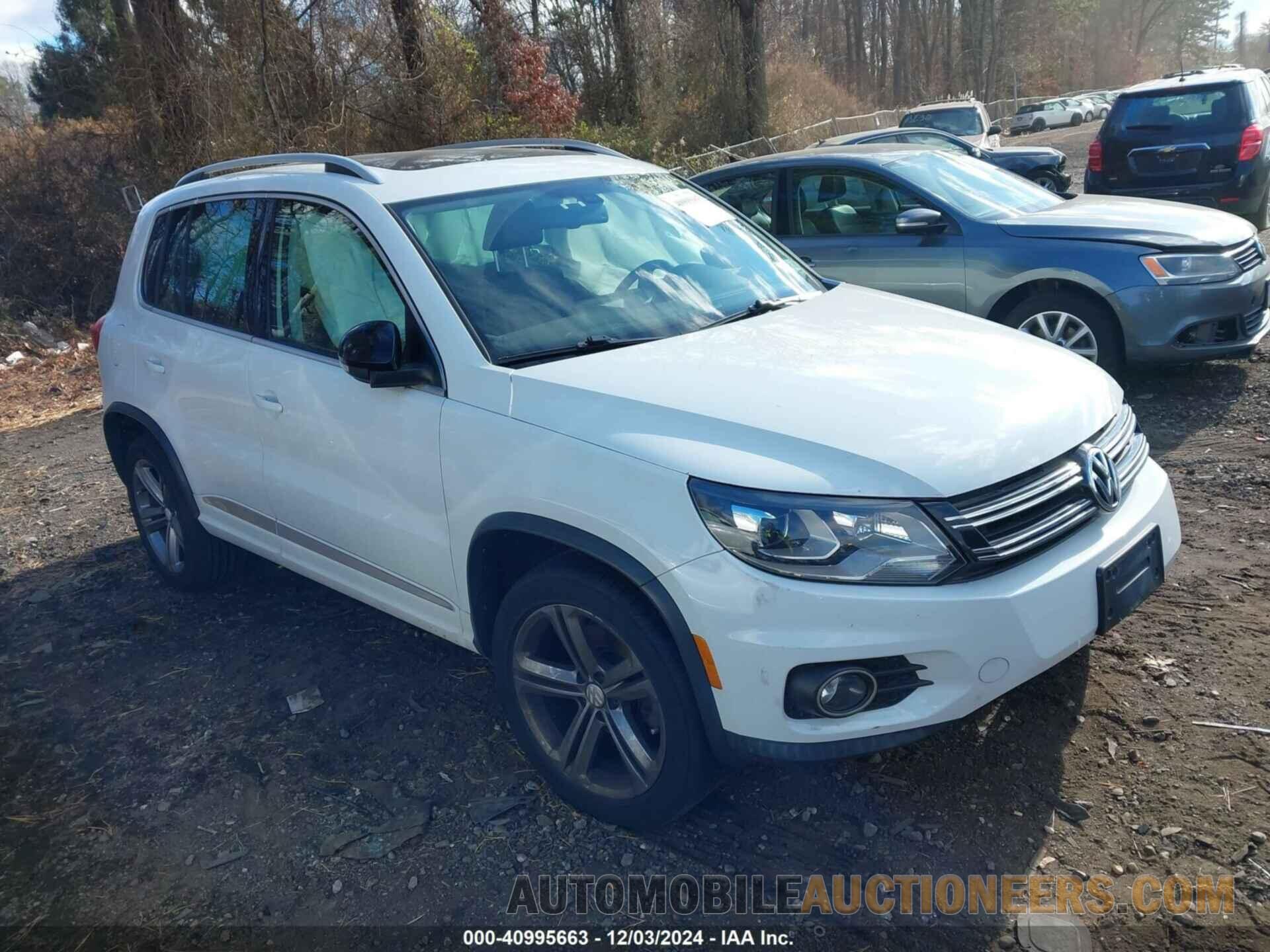 WVGUV7AXXHK038709 VOLKSWAGEN TIGUAN 2017