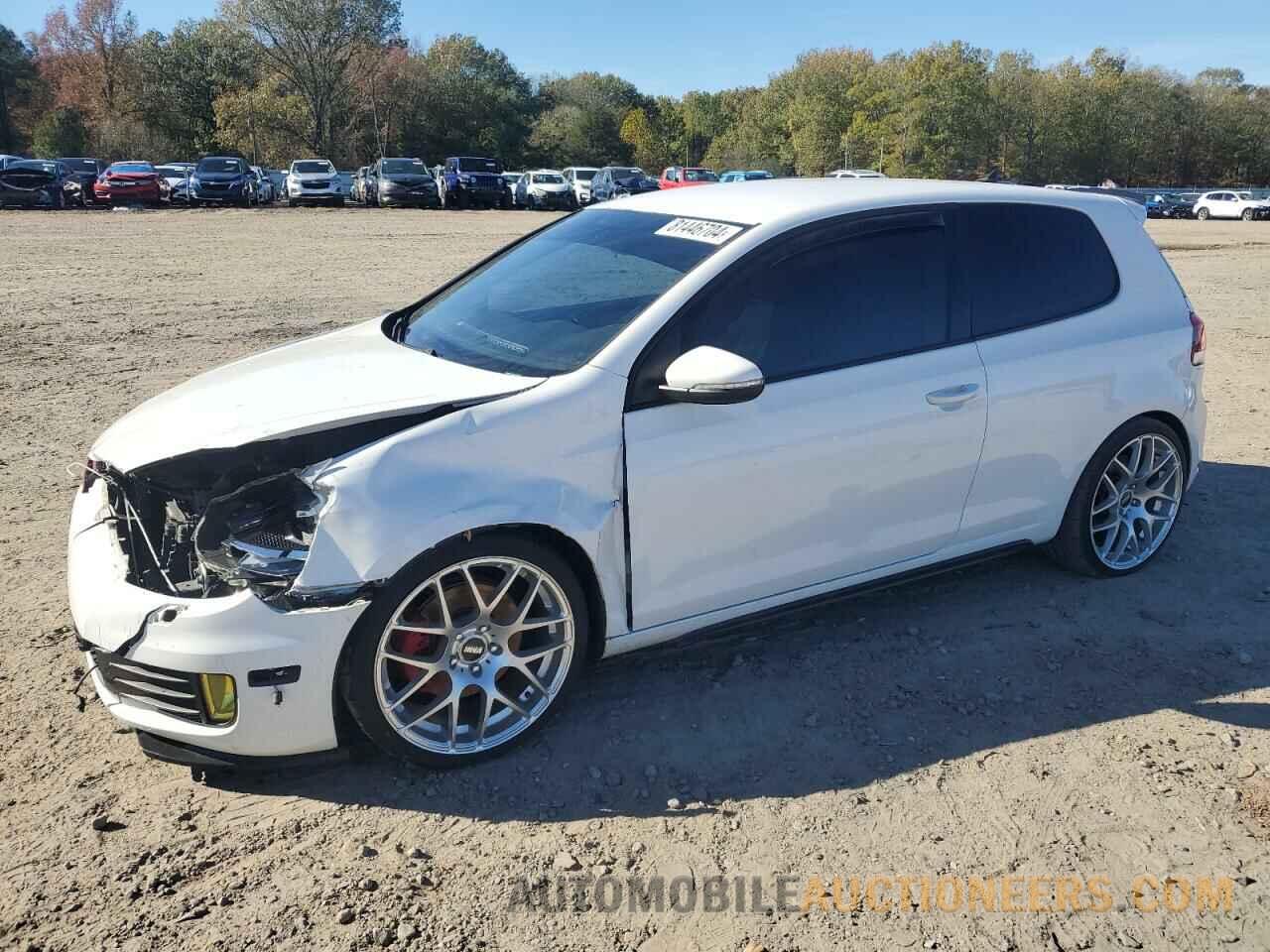 WVWFV7AJ5DW026592 VOLKSWAGEN GTI 2013