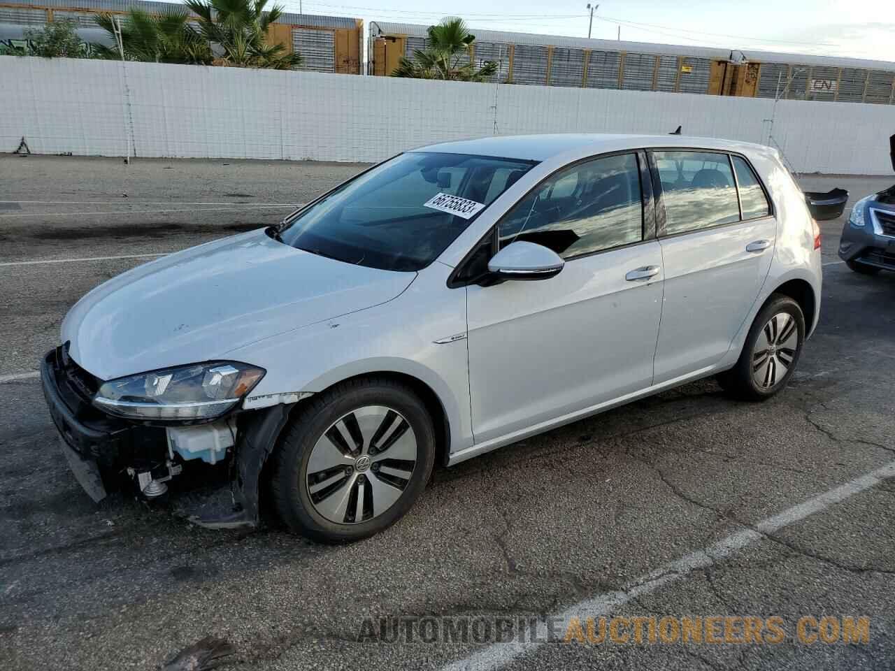 WVWKR7AU5JW908256 VOLKSWAGEN GOLF 2018