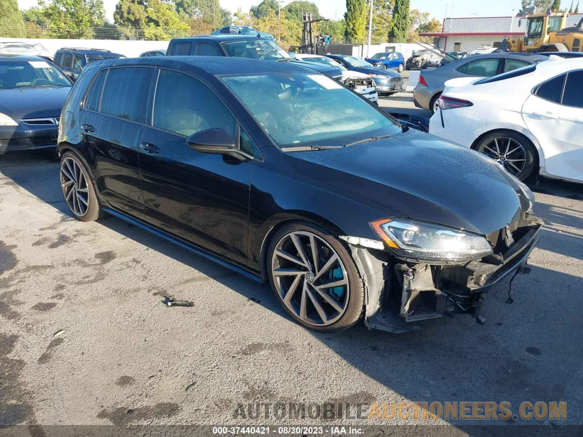 WVWWF7AU7JW155694 VOLKSWAGEN GOLF R 2018