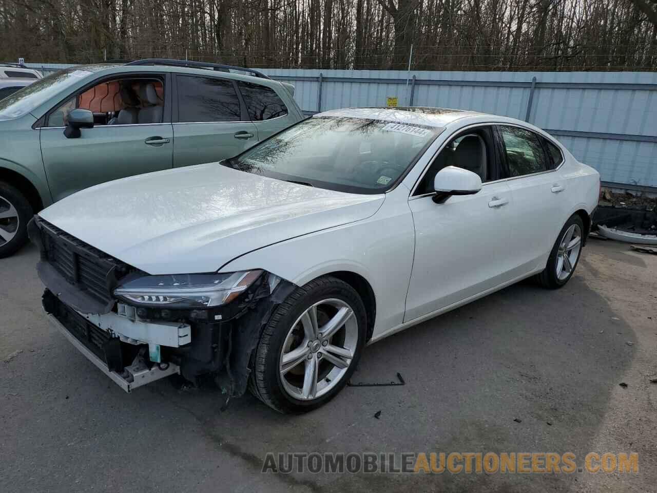 YV1102AK4H1006366 VOLVO S90 2017