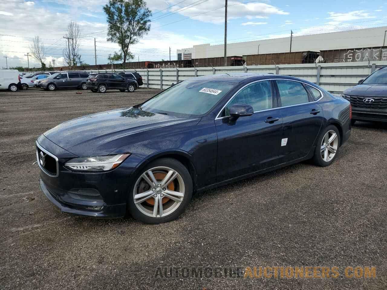 YV1102AK7H1009536 VOLVO S90 2017