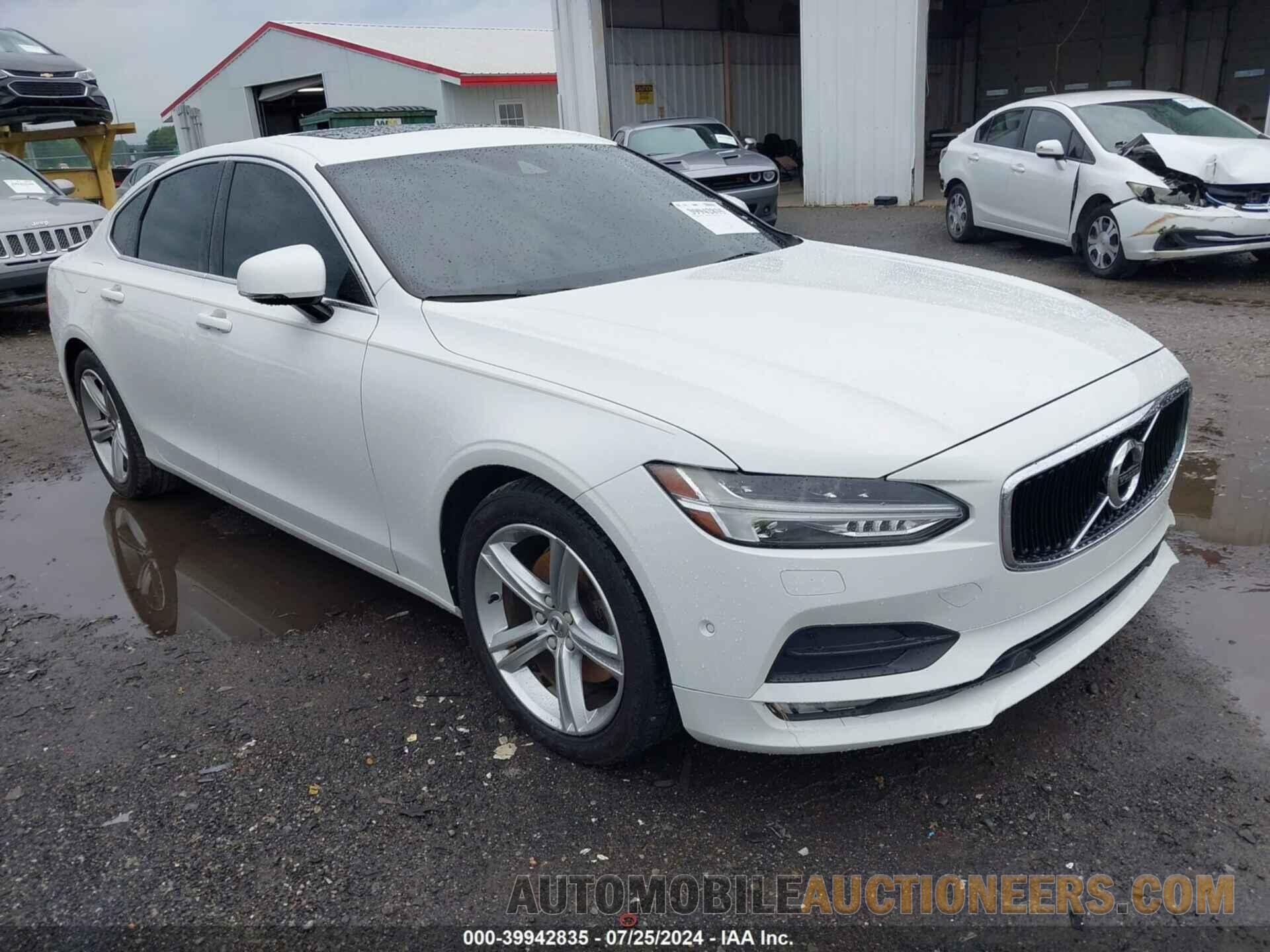 YV1102AK8H1009562 VOLVO S90 2017