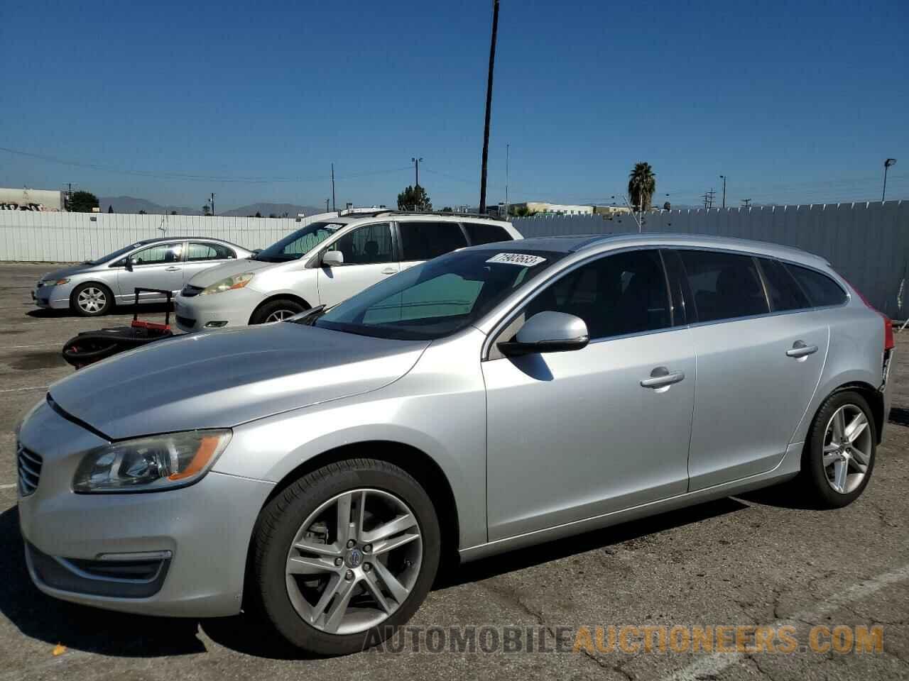 YV126MEB4F1185871 VOLVO V60 2015