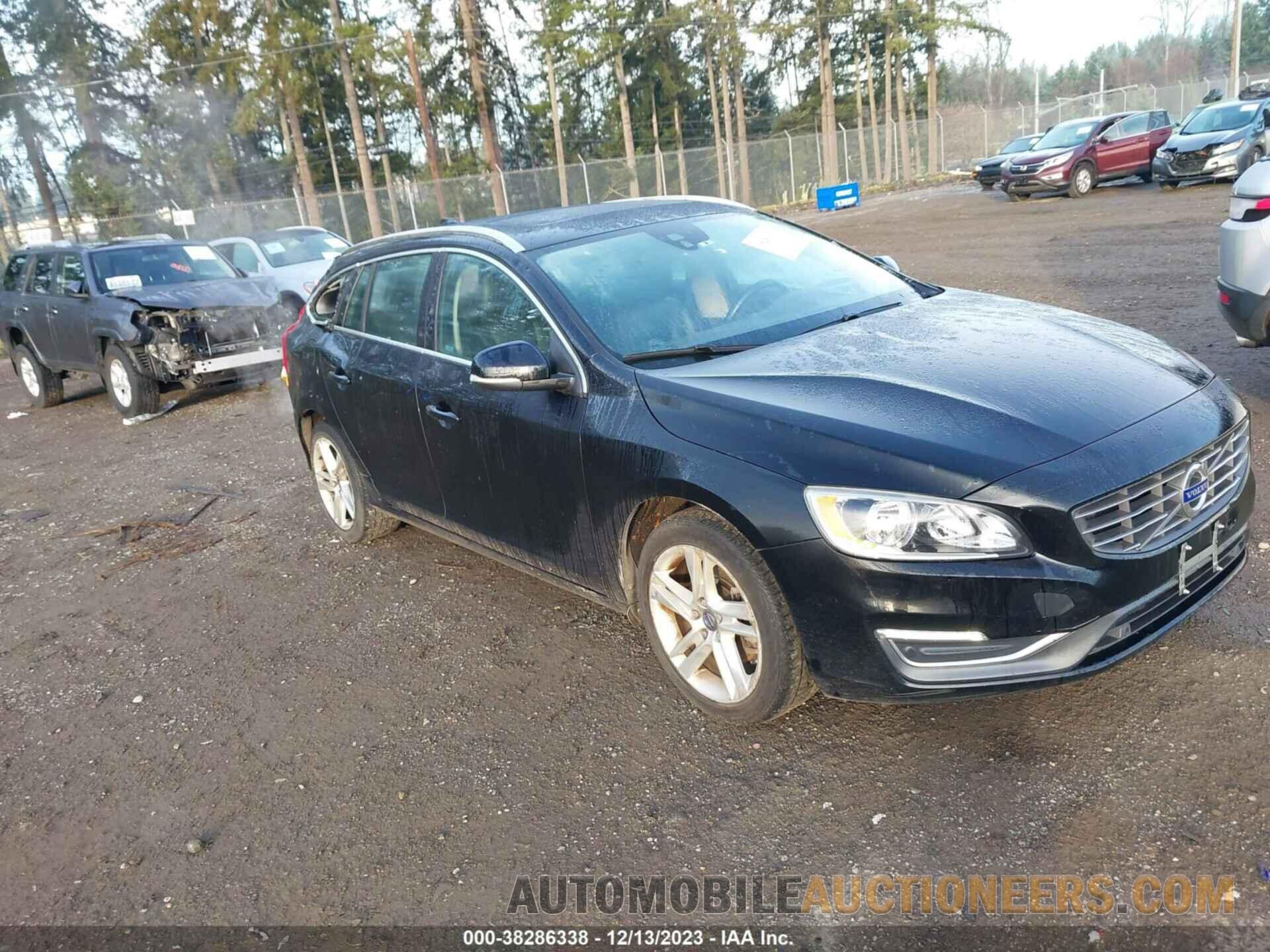 YV126MEB5F1213516 VOLVO V60 2015