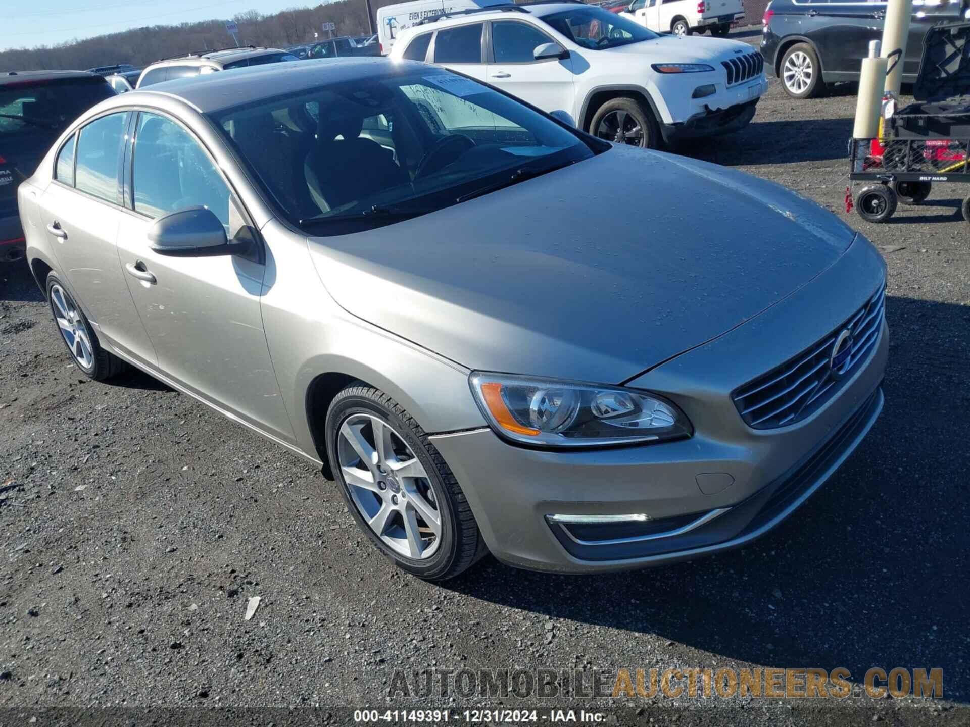 YV126MFA0F1316574 VOLVO S60 2015