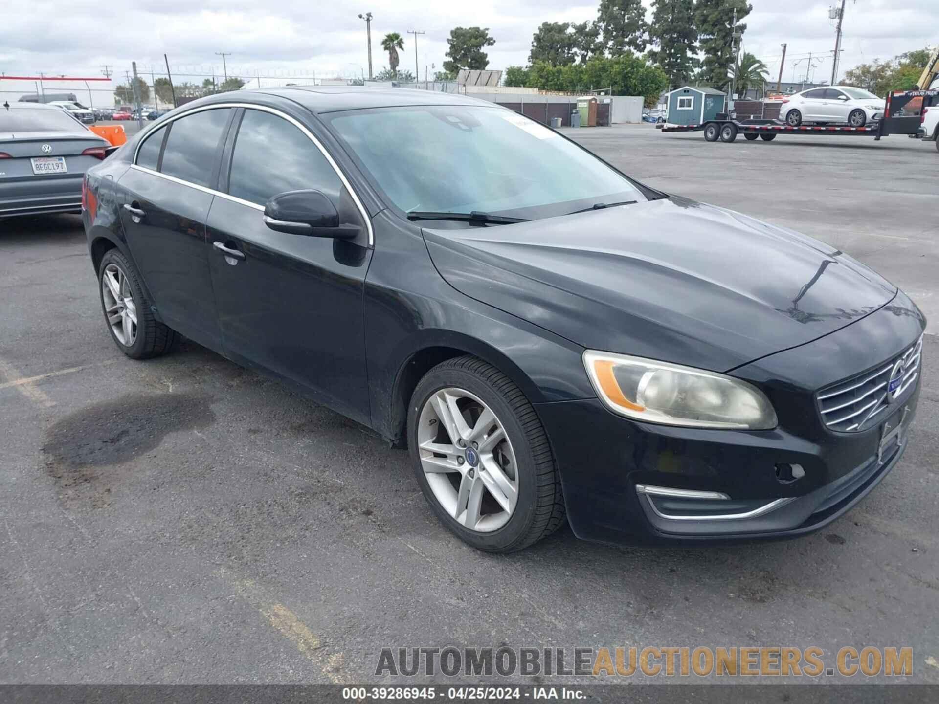 YV126MFB0F2318134 VOLVO S60 2015