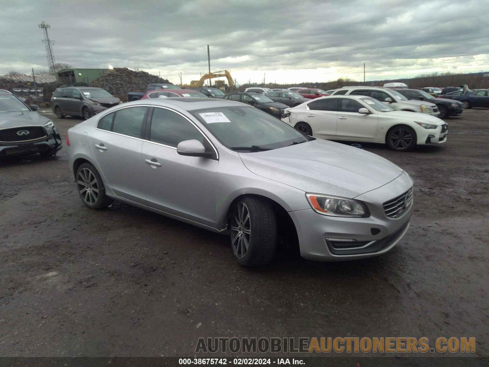 YV126MFB1F2302752 VOLVO S60 2015