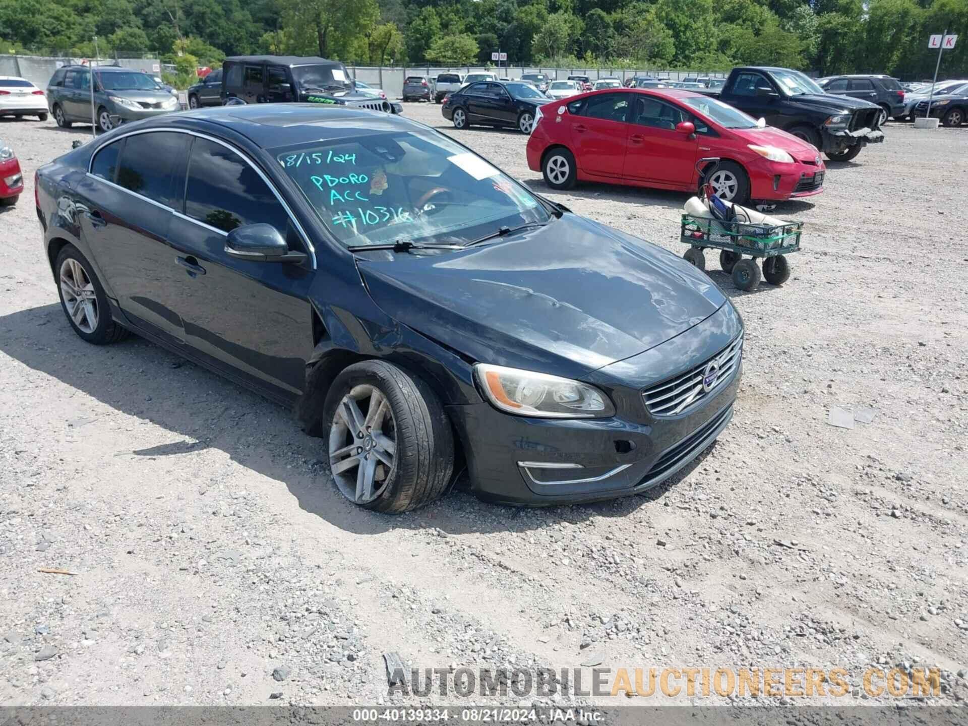 YV126MFB2F2301366 VOLVO S60 2015