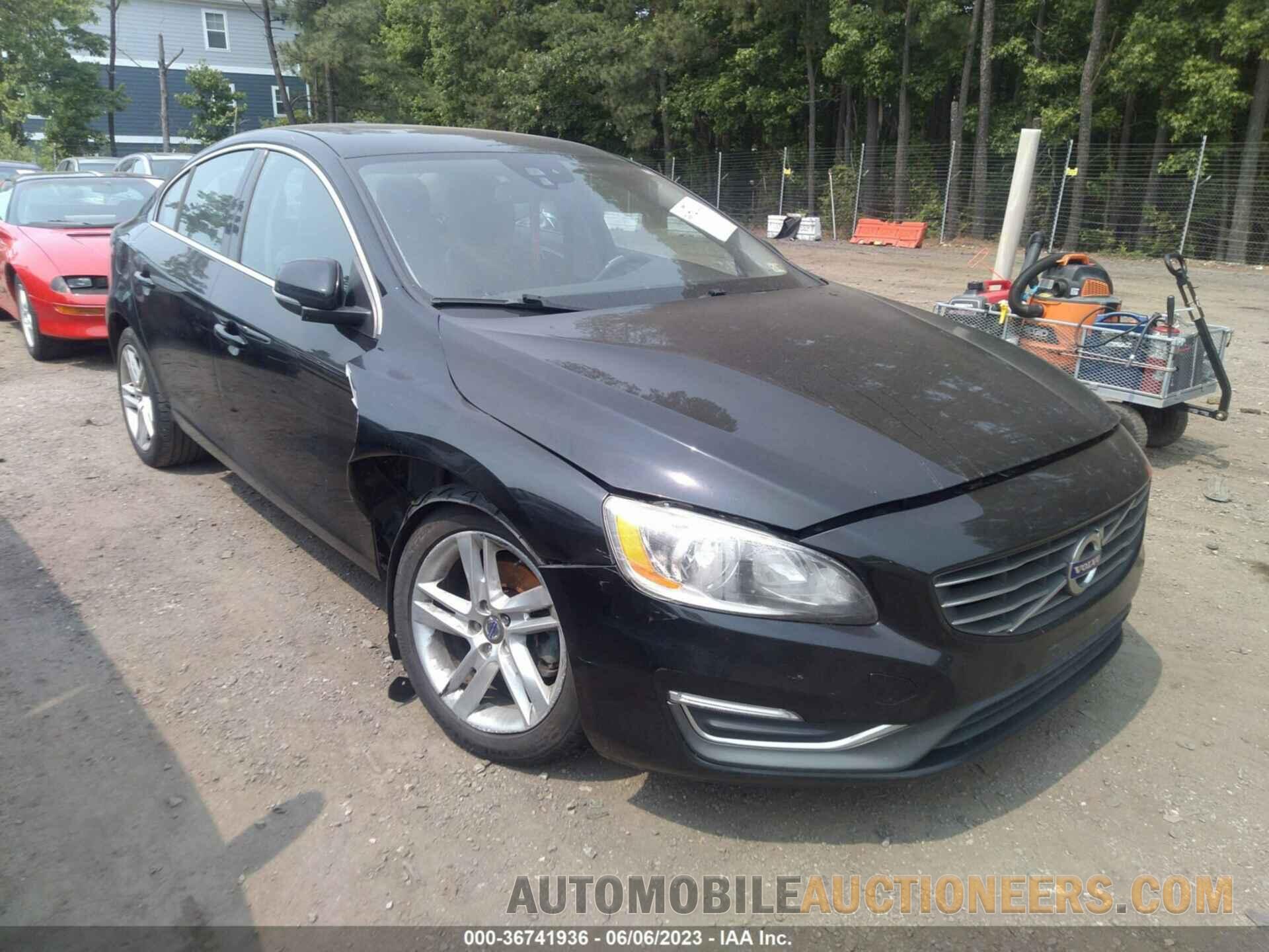 YV126MFB3F2301182 VOLVO S60 2015