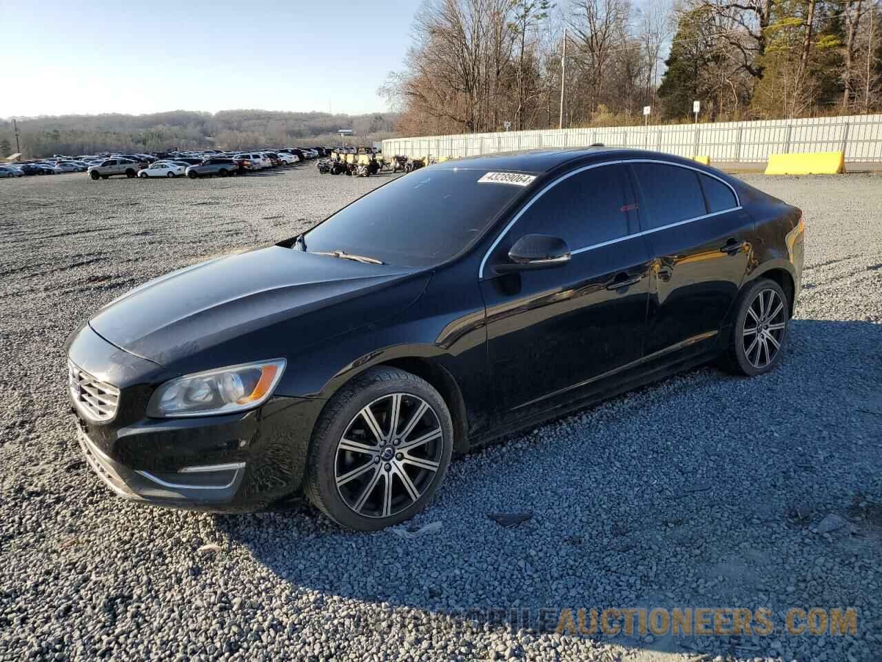 YV126MFB8F2305597 VOLVO S60 2015