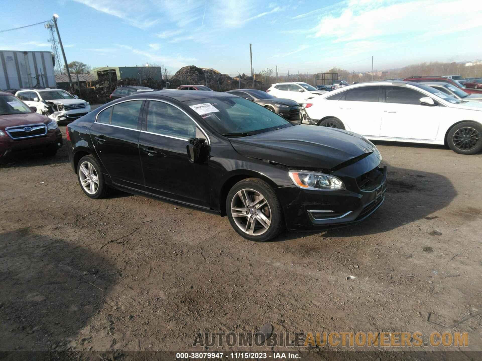 YV126MFBXF2300062 VOLVO S60 2015