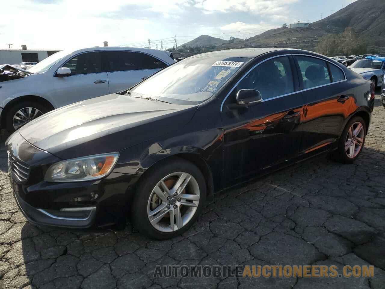 YV126MFC4F1311542 VOLVO S60 2015