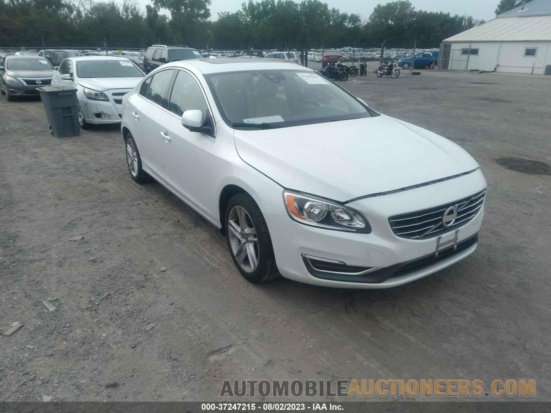 YV126MFC8F1318820 VOLVO S60 2015