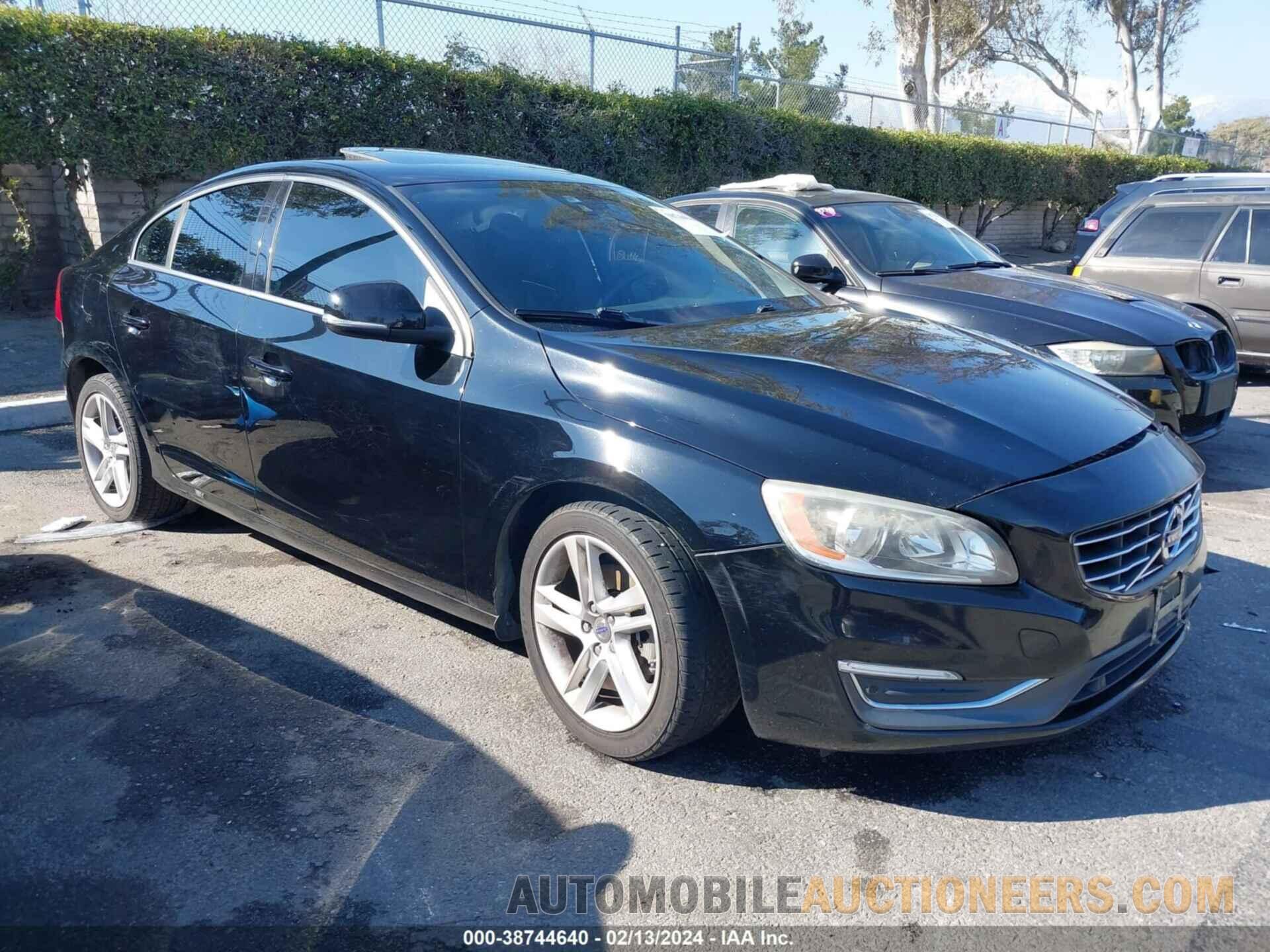 YV126MFD0F2306664 VOLVO S60 2015