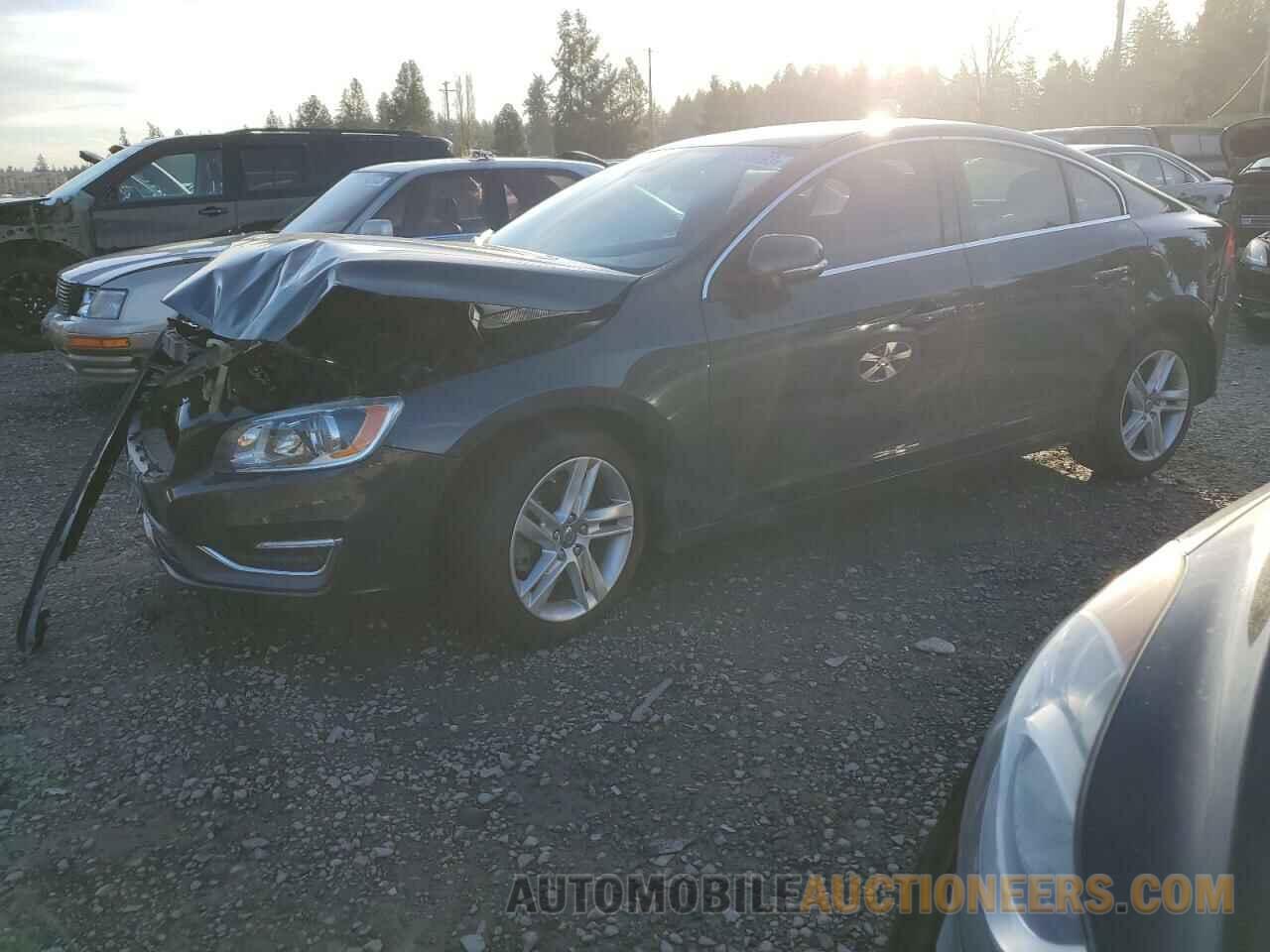 YV126MFD1F1310020 VOLVO S60 2015