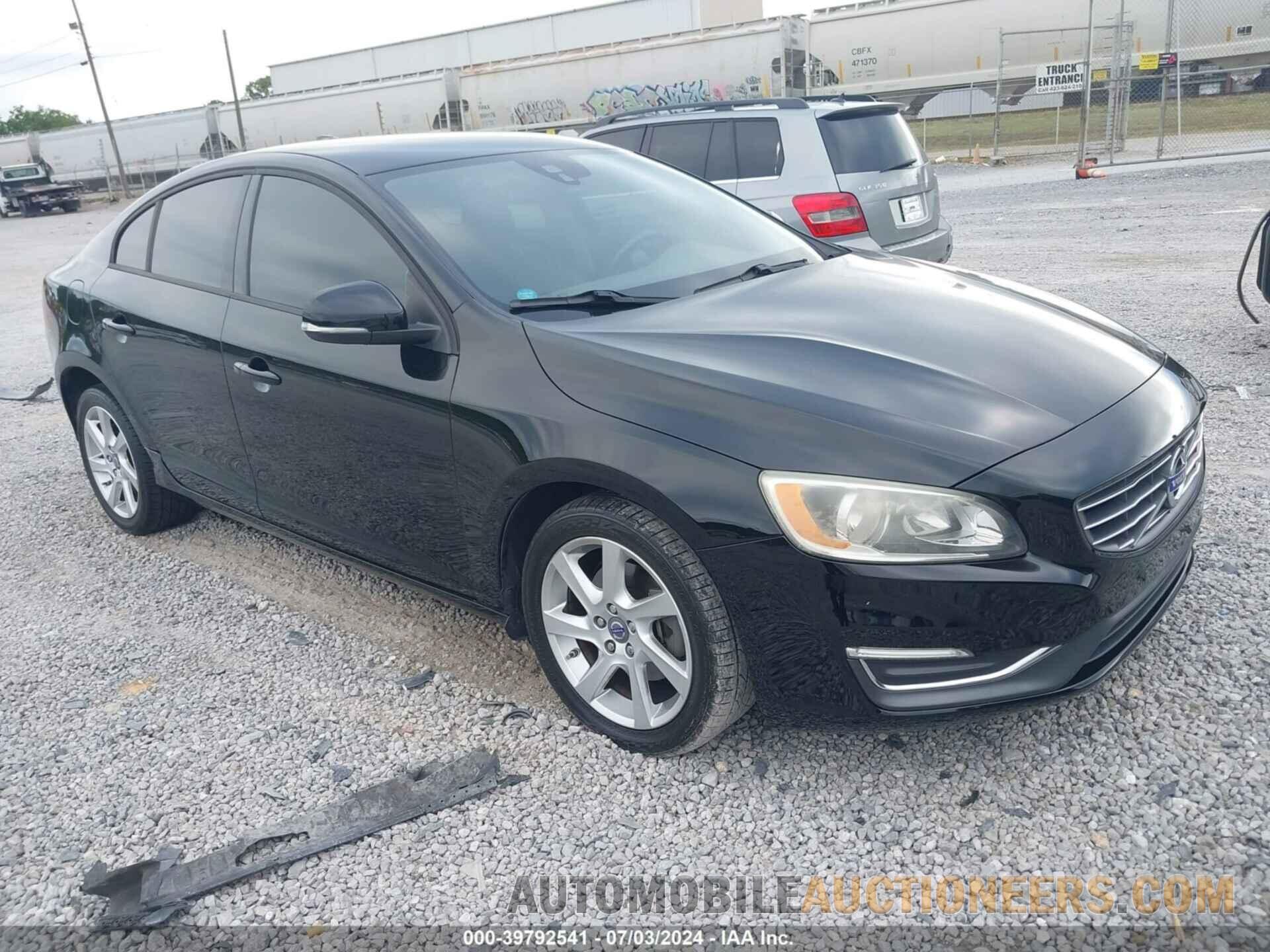 YV126MFJ4F1346497 VOLVO S60 2015