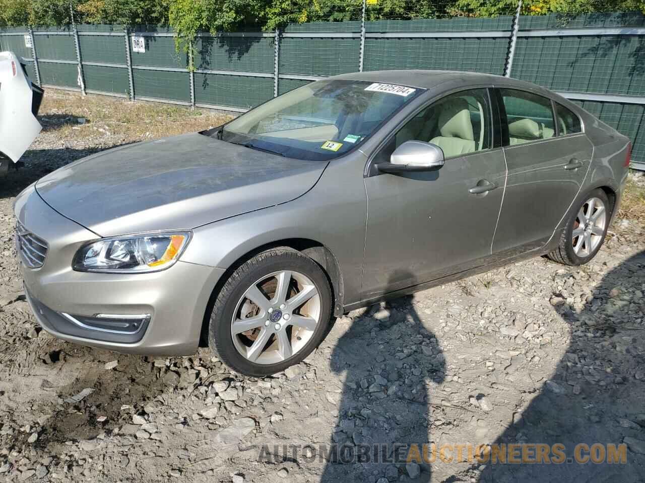 YV126MFK1G2392678 VOLVO S60 2016