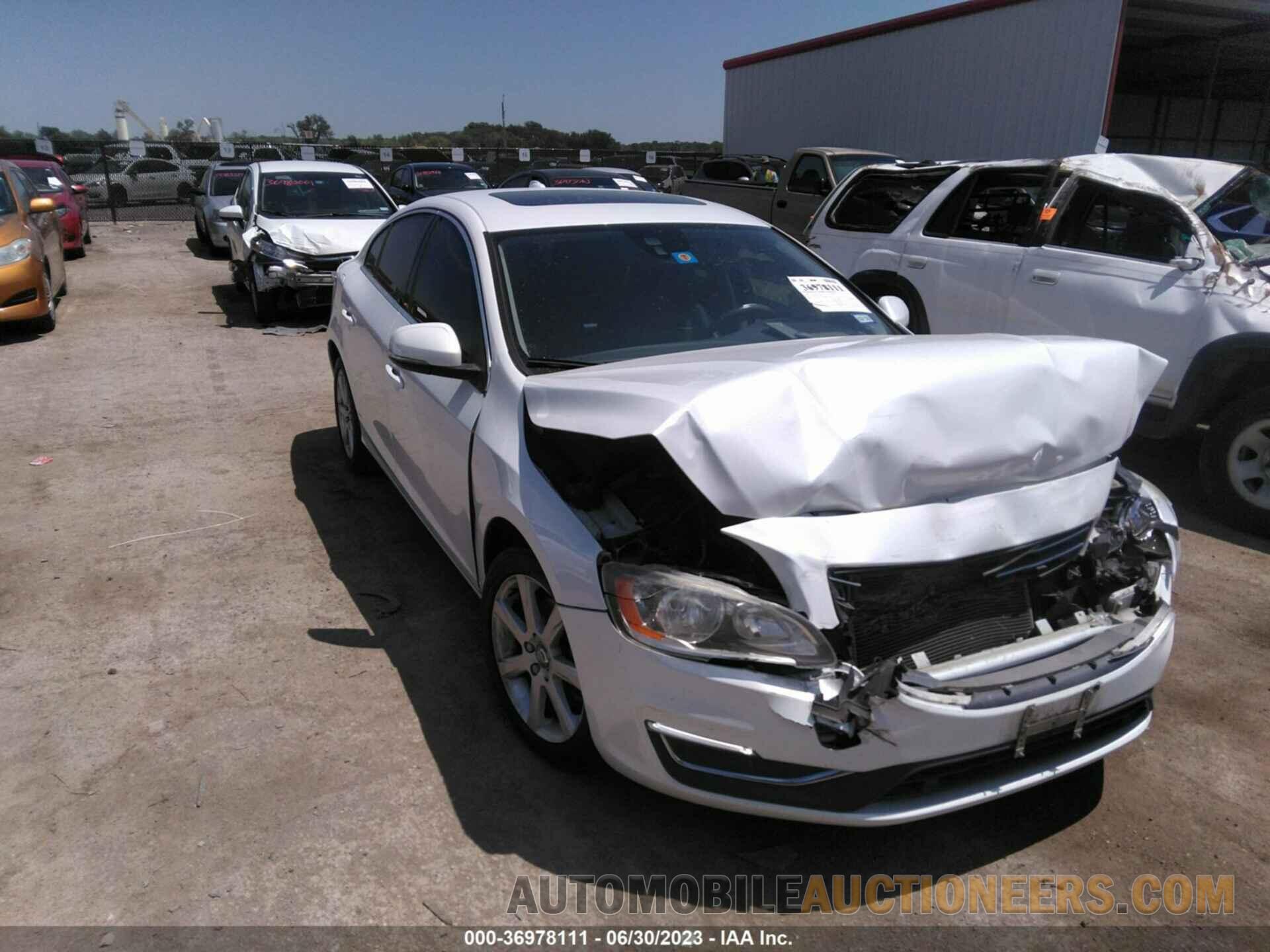 YV126MFK1G2397282 VOLVO S60 2016