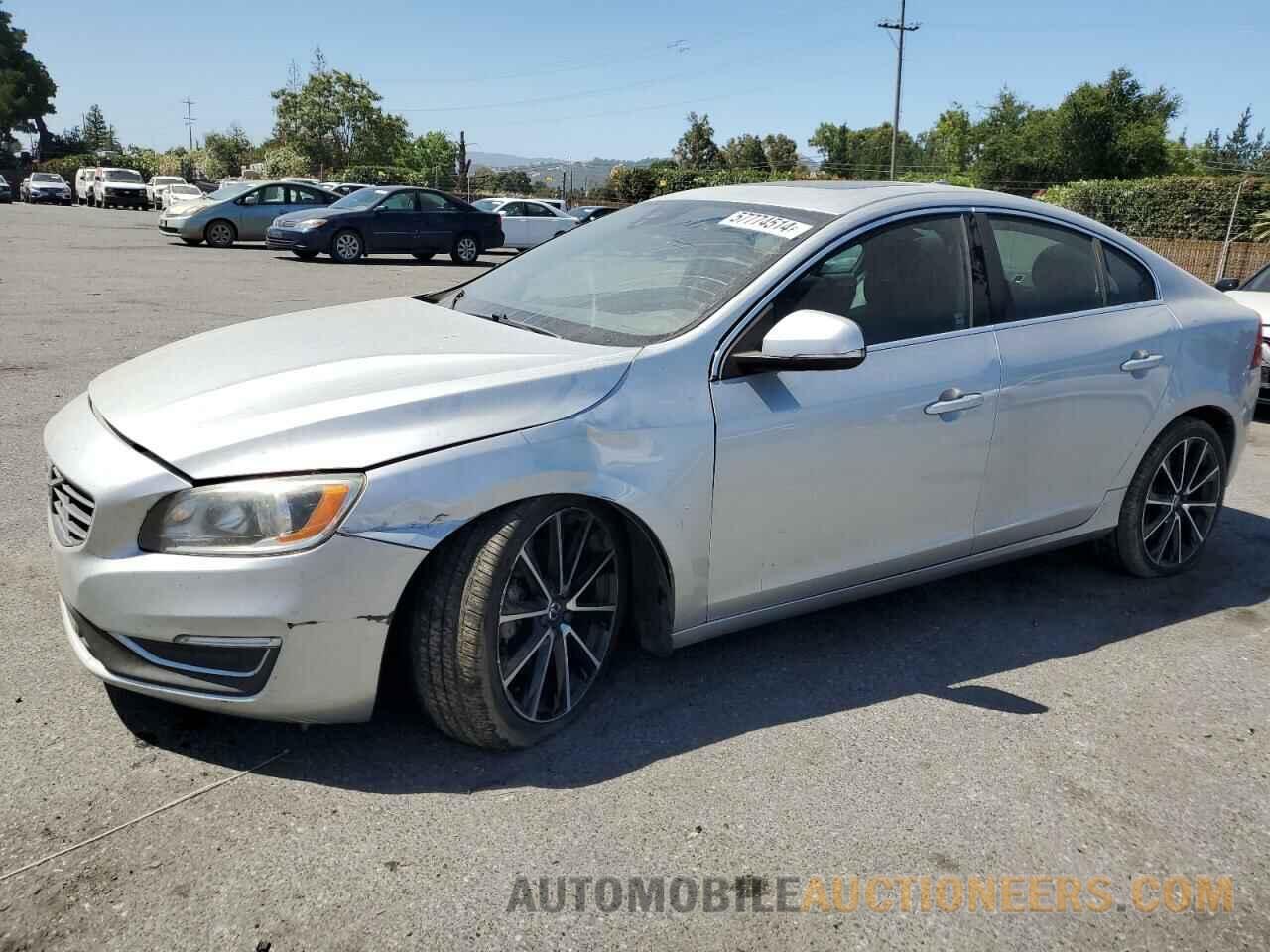 YV126MFK3G2392035 VOLVO S60 2016