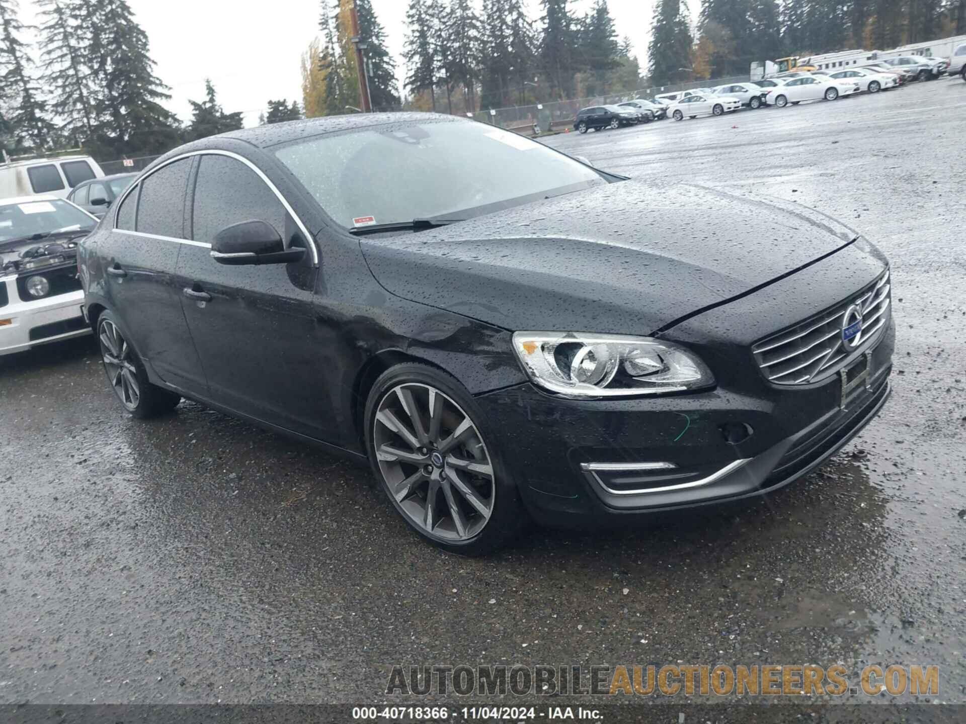 YV126MFK4F1341454 VOLVO S60 2015