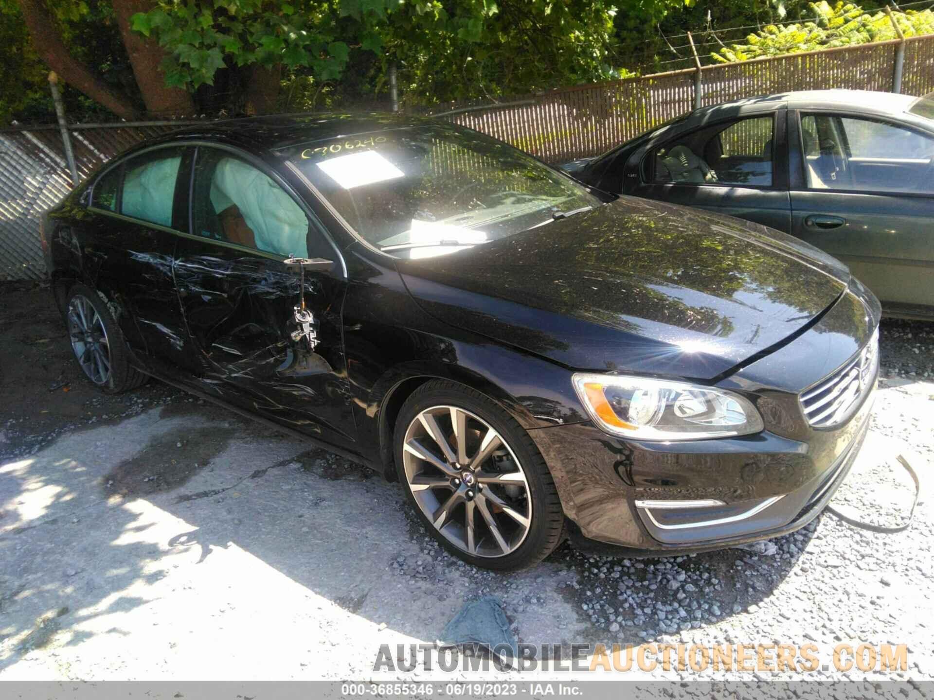 YV126MFK4F1353376 VOLVO S60 2015