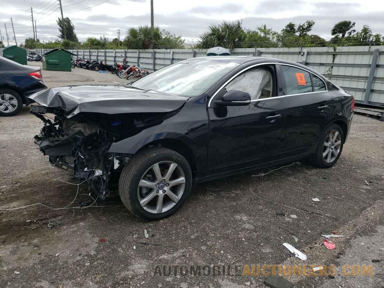 YV126MFK4G2411045 VOLVO S60 2016