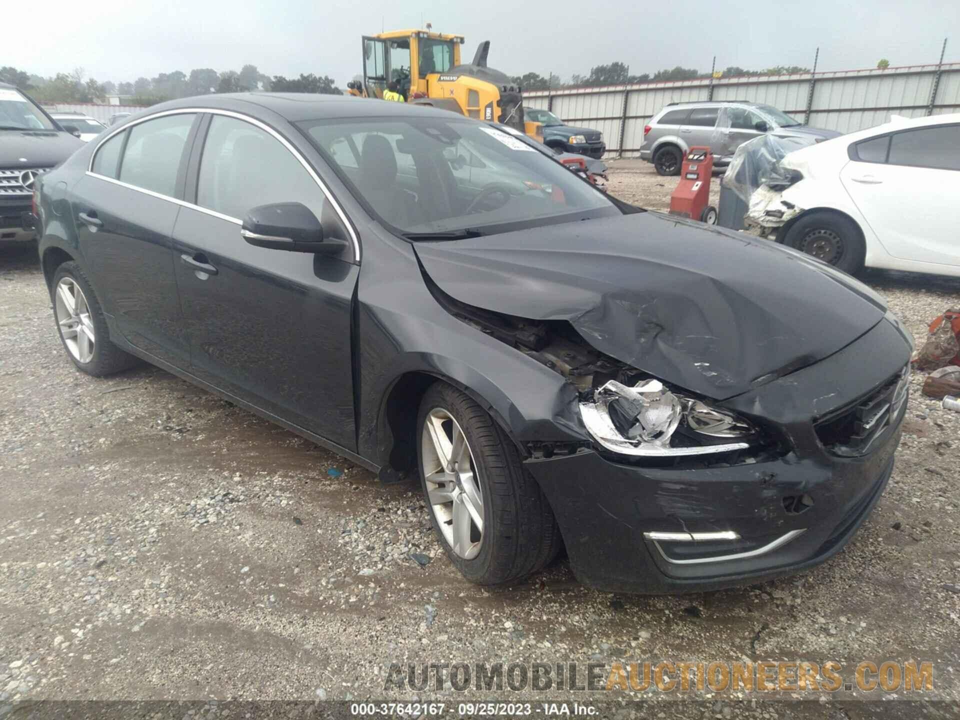 YV126MFK5F1363642 VOLVO S60 2015